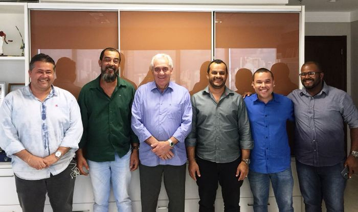 Prefeito de Sátiro Dias deixa o DEM e migra para o PSD