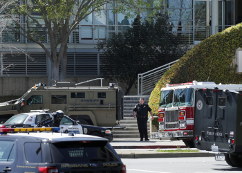 Mulher se mata após disparar tiros na sede do YouTube na Califórnia, diz polícia