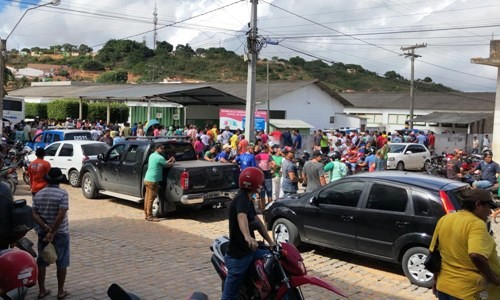 Cícero Dantas – Após assaltarem estabelecimento comercial, criminosos morrem em confronto com a PM