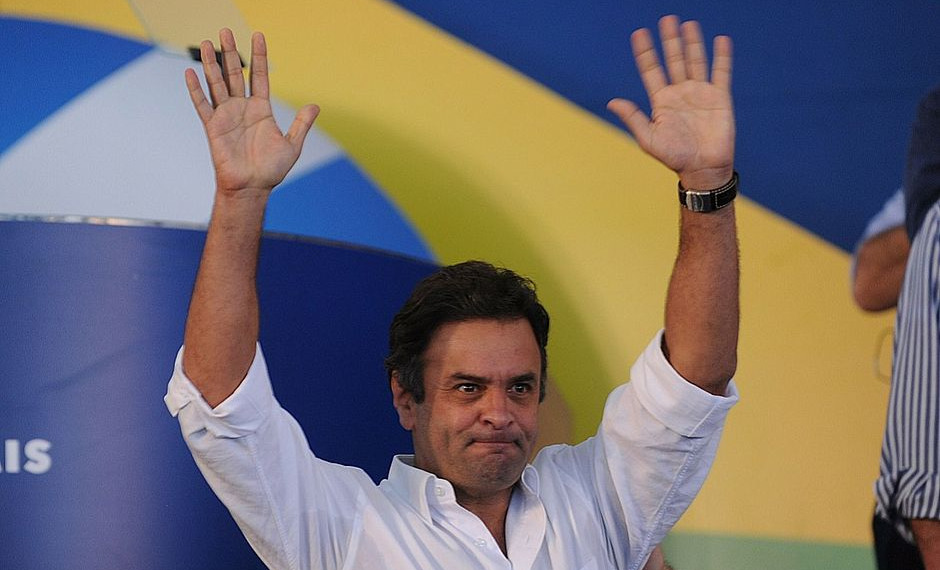 Ministro do STF envia inquérito contra Aécio para primeira instância