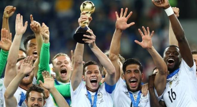 Fifa divulga ranking de seleções, e Brasil mantém vice-liderança