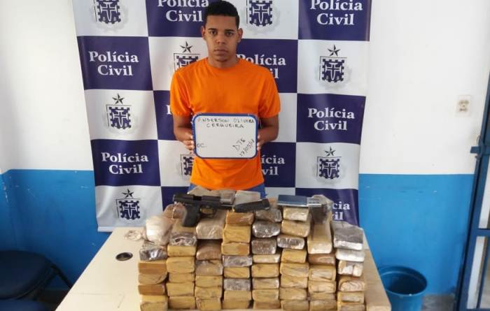 DTE de Feira apreende 70 kg de maconha e pistola em Serrinha