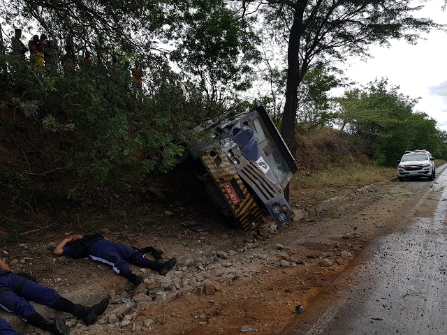 Cipe Nordeste presta apoio em acidente com carro-forte
