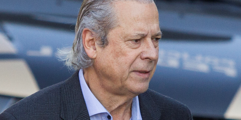 Dirceu vai se entregar e está preocupado com a filha de 7 anos