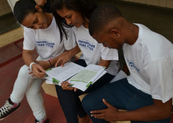 Começam nesta quarta-feira as inscrições para o curso pré-vestibular Universidade para Todos