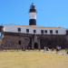 Farol da Barra é palco de peça sobre a história da Bahia para estudantes