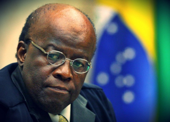Desistência de Joaquim Barbosa agrada tucanos e candidatos de esquerda; PSB diz respeitar, mas lamenta decisão