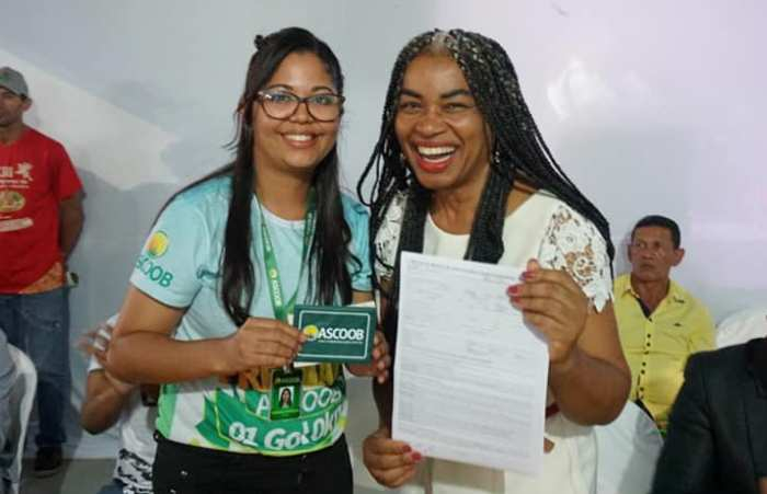 Diretoria da ASCOOB Itapicuru comemora adesão de Olivia Santana como sócia