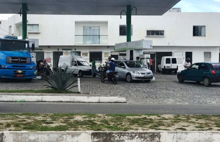 Combustíveis em Coité estão chegando ao fim; alguns postos estão tendo filas