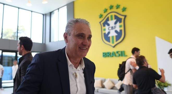 Convocados de Tite se apresentam nesta segunda na Granja Comary