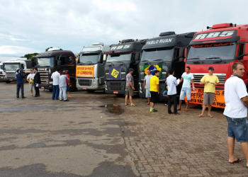Caminhoneiros e ANTT voltam a discutir tabela de fretes