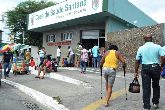 Médico é denunciado por cobrar pagamento para realizar cirurgias em pacientes do SUS