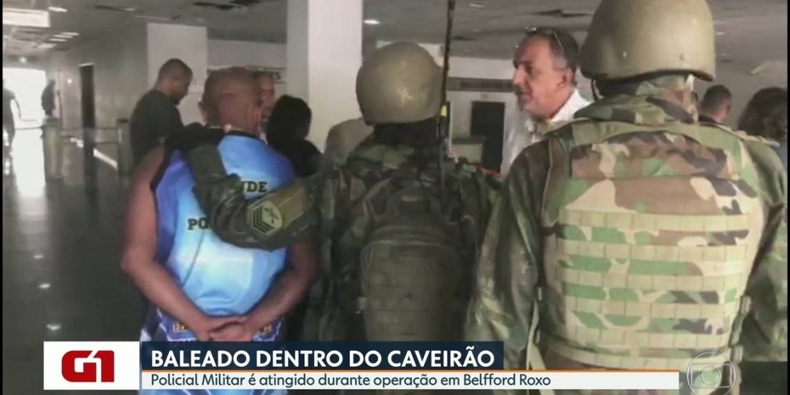 PM é baleado dentro de veículo blindado