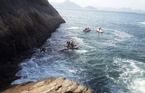 RJ – Sete corpos são encontrados na praia da Urca; parentes acusam PM