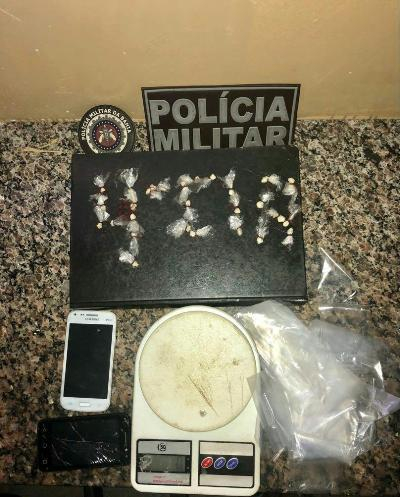 Coité – PM prende dois indivíduos com envolvimento com trafico de drogas