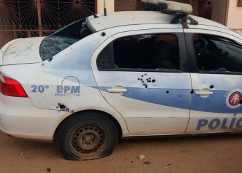 Grupo explode agência na cidade de Abaré e foge de barco com dinheiro do cofre