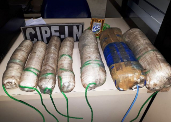 Mulher é presa com explosivos na rodoviária de Feira de Santana