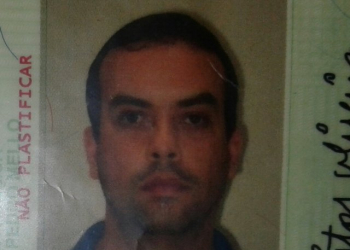 Filho de radialista é assassinado dentro de casa