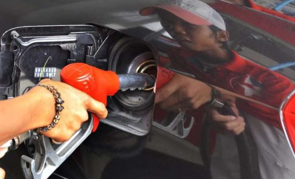 Preço da gasolina cai 0,68% nas refinarias, após duas altas seguidas