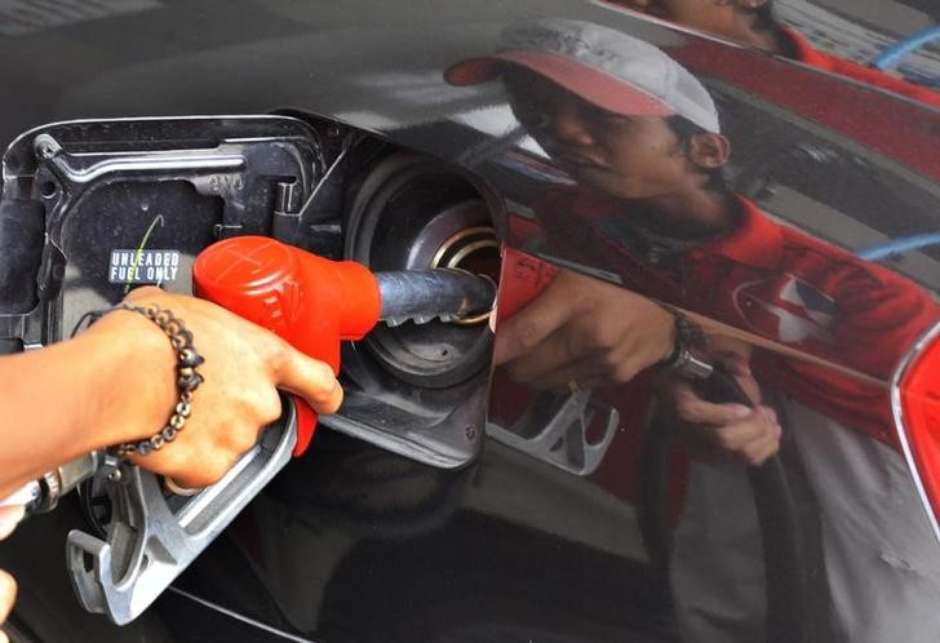 Preço da gasolina cai 0,68% nas refinarias, após duas altas seguidas