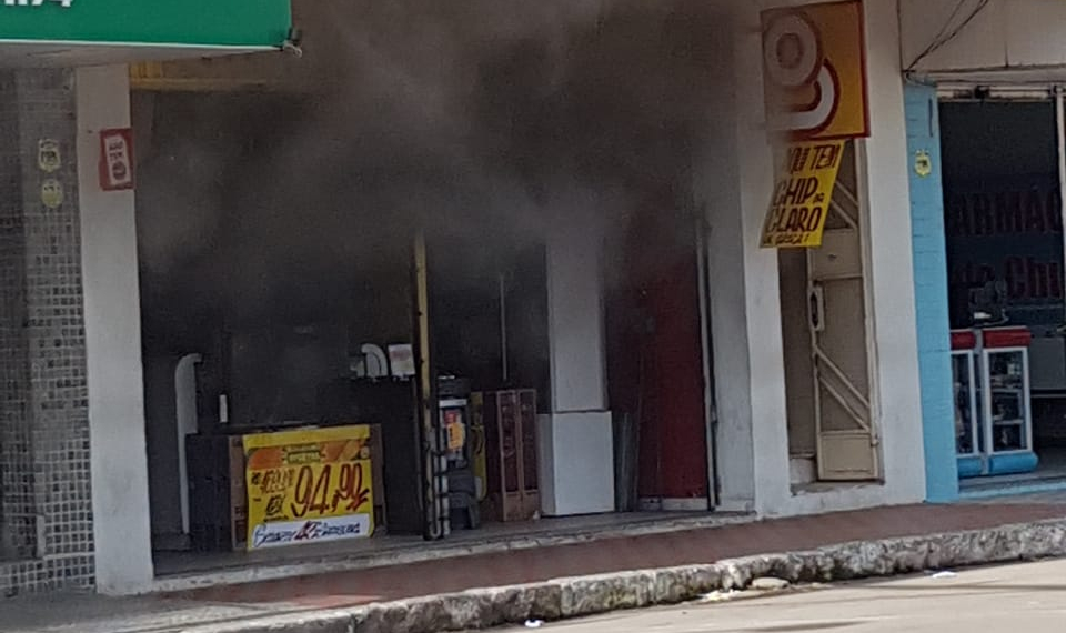 Incêndio atinge GBarbosa de Riachão do Jacuípe