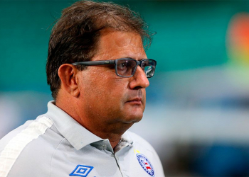 Guto Ferreira é demitido do Bahia após derrota para o Grêmio