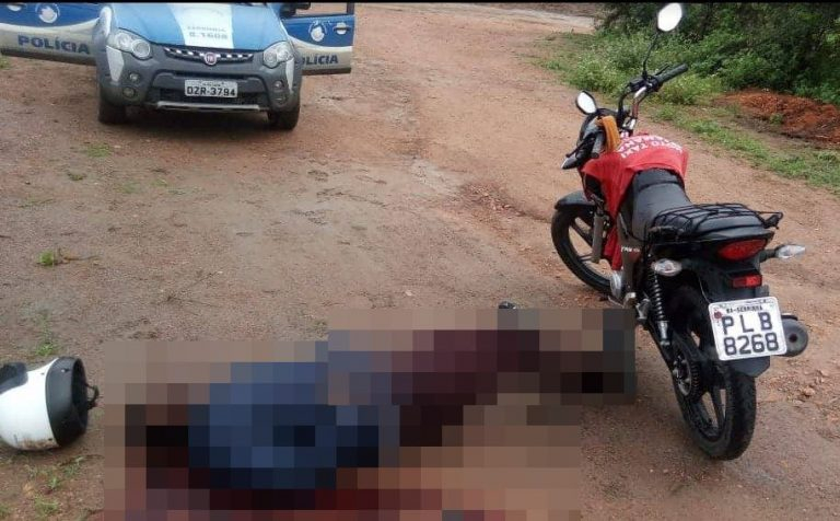 Serrinha: jovem é encontrado morto a tiros ao lado de motocicleta
