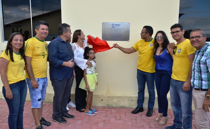 Araci I – Praça da Juventude e Cultura é entregue a população
