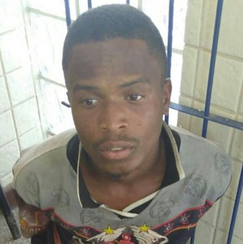Acusado de colocar pedras para praticar assaltos na BR 116 é morto por policial civil. O agente socorria caminhoneiro vítima de capotamento