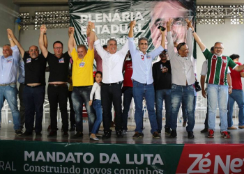 Zé Neto lança pré-candidatura a deputado federal durante plenária em Feira de Santana