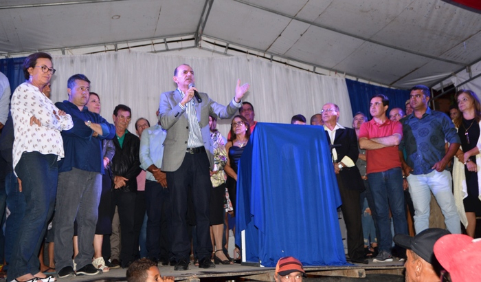 Capela do Alto Alegre II – Cinco pré-candidatos a deputado participaram do ato de reabertura do Hospital São Lucas