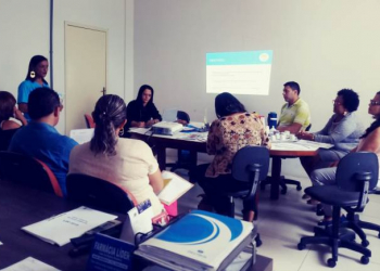 Em Valente, plano de ação da comissão intersetorial do Selo Unicef é discutido em reunião