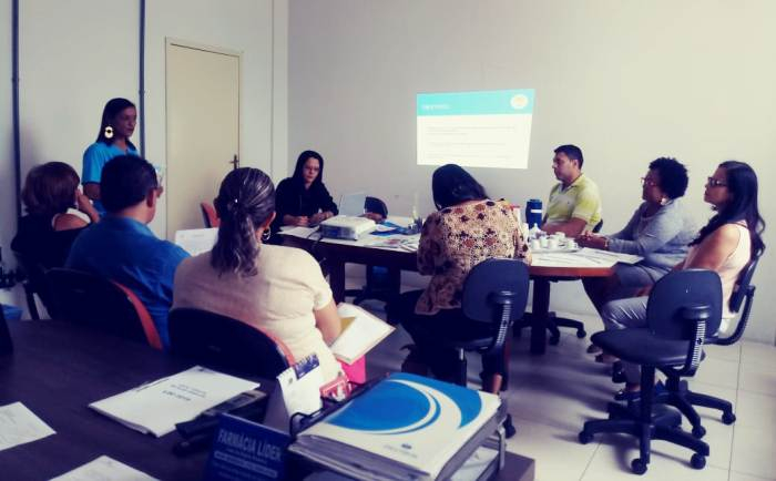 Em Valente, plano de ação da comissão intersetorial do Selo Unicef é discutido em reunião