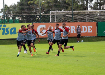 É Hoje! Vitória visita o São Paulo para chegar bem à pausa da Copa