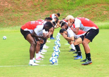 Com fé e foco: assim está o Vitória para enfrentar o Corinthians hoje a noite