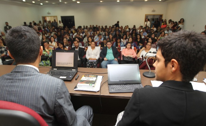 Reunião entre PGE e assessores do Estado esclarece dúvidas sobre comunicação institucional