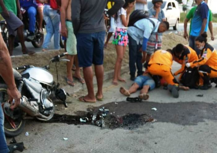 Coité – Motociclista fica gravemente ferido em acidente na Avenida Otacílio Gonçalves