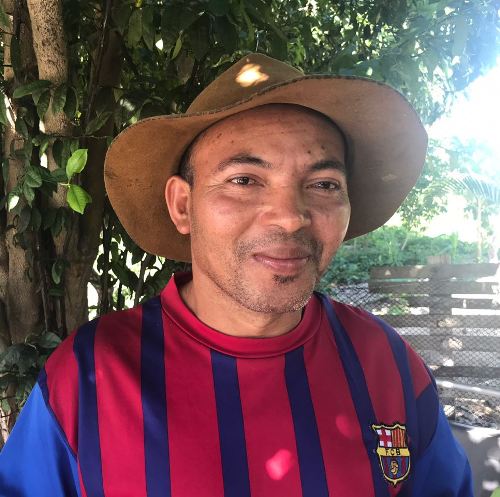 Reportagem do CN volta a casa de pai de 13 filhos do sexo masculino com os nomes iniciados com a letra R