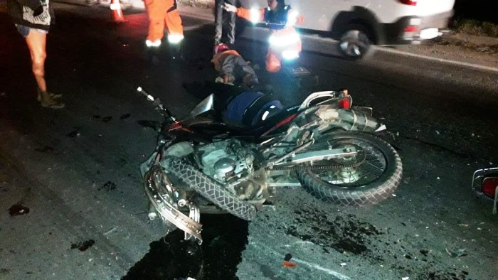 Acidente envolvendo duas motos deixa dois mortos na BR 324; uma das vítimas era pastor evangélico