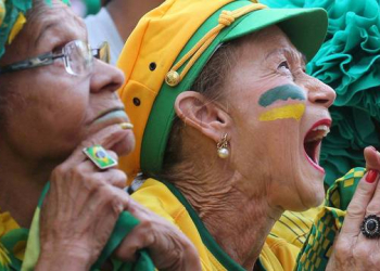 Torcida intensa, bebida e comida: Copa também é risco para o coração