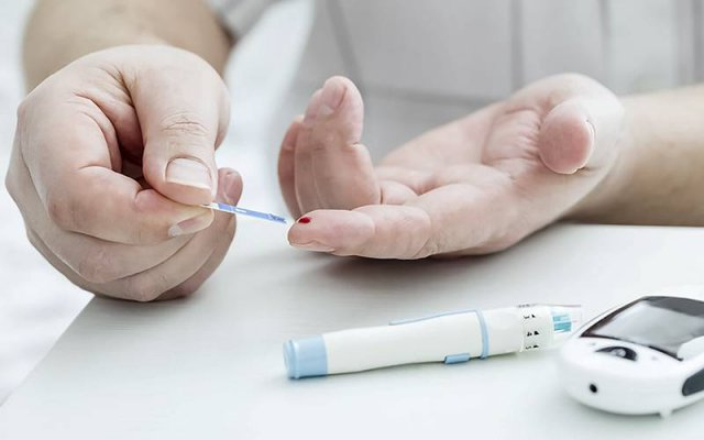 Diabetes aumenta risco de câncer em mulheres, diz pesquisa