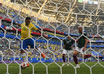 Brasil bate recorde histórico das Copas com triunfo sobre México