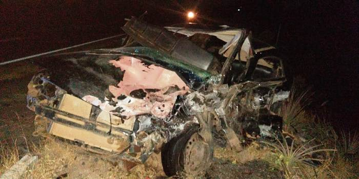 Colisão envolvendo Gol e Kadett deixa uma vítima fatal e quatro feridas na BR 116 Norte