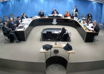 Suspense continua: novo pedido de Vistas adia processo que pede a cassação do prefeito a da vice de Coité