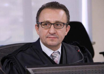 Membros do Ministério Público acionam CNJ contra Rogério Favreto