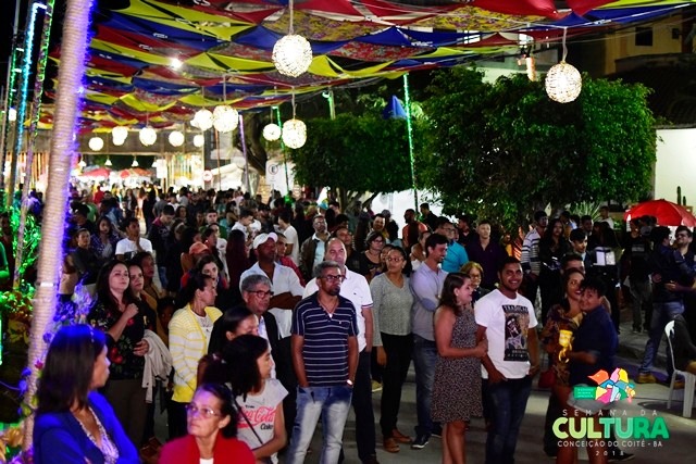 Conceição do Coité – Muita música e apresentações artísticas marcaram abertura da Semana da Cultura