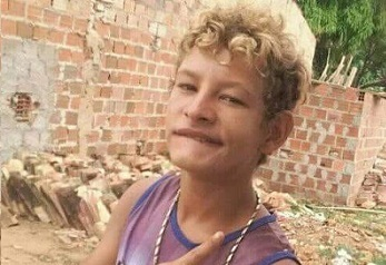 Adolescente de 13 anos é assassinado enquanto rodava bicicleta