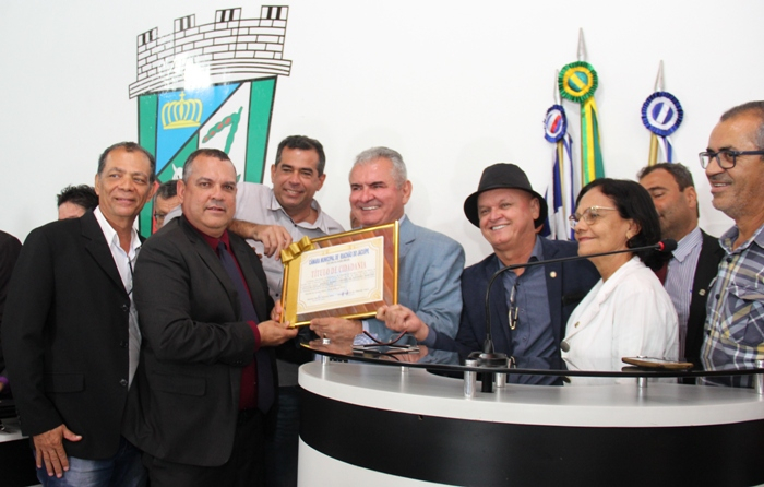 Unanimidade: todos os vereadores de Riachão do Jacuípe prometem apoio a Coronel ao Senado