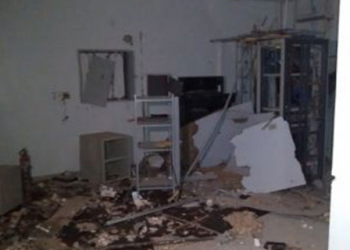 Homens atacam agências bancárias com tiros e explosivo no interior da Bahia