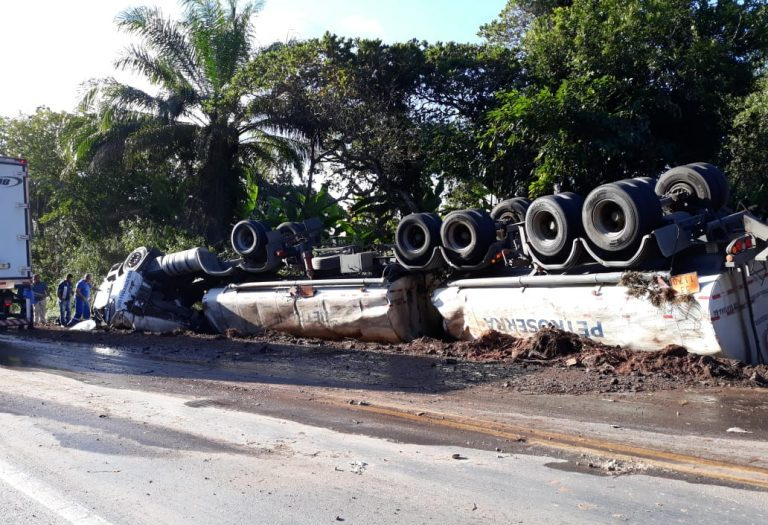 Caminhoneiro de Araci morre vítima de capotamento na BR 101